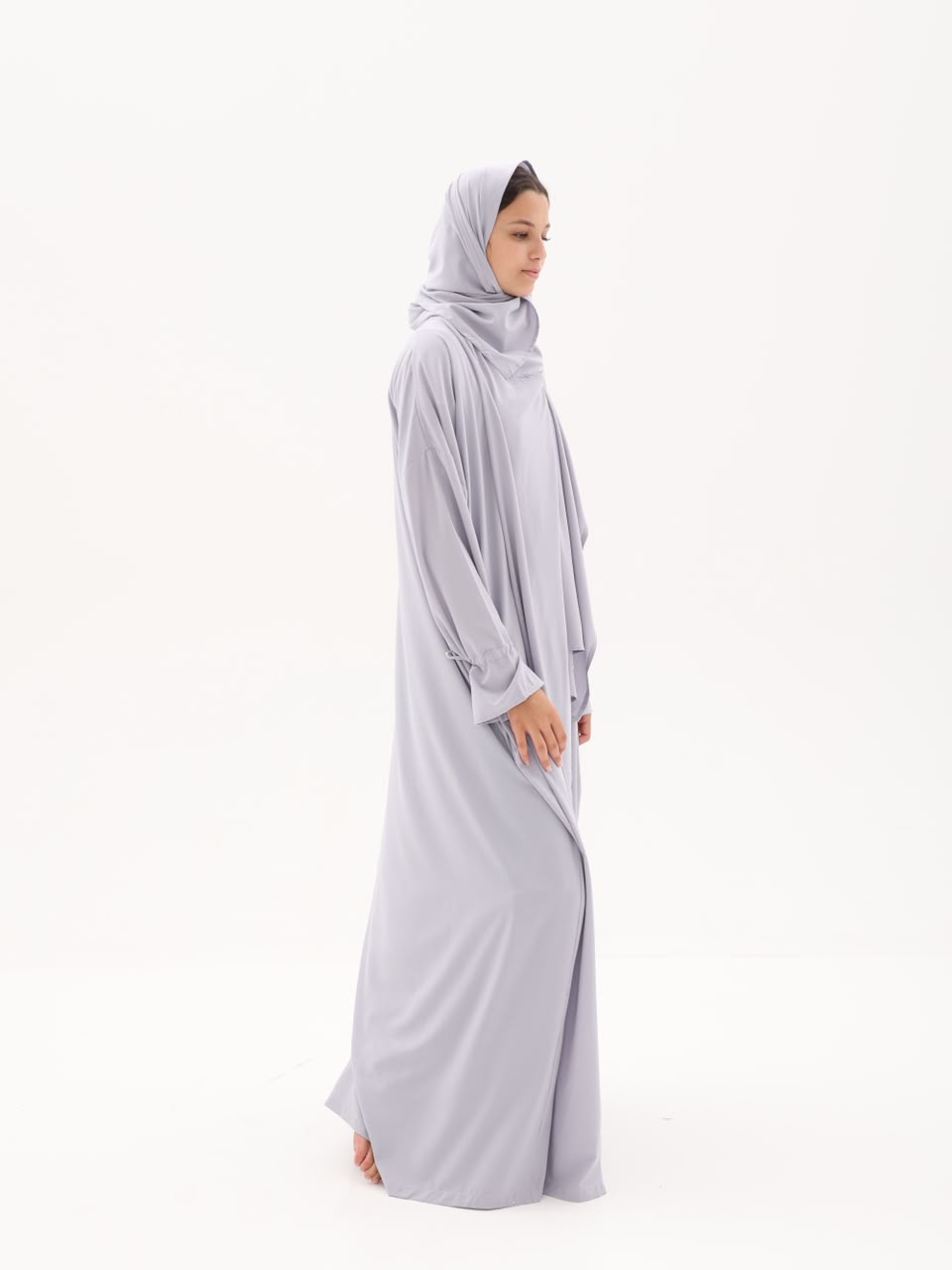 Mist grey prayer abaya, side profile