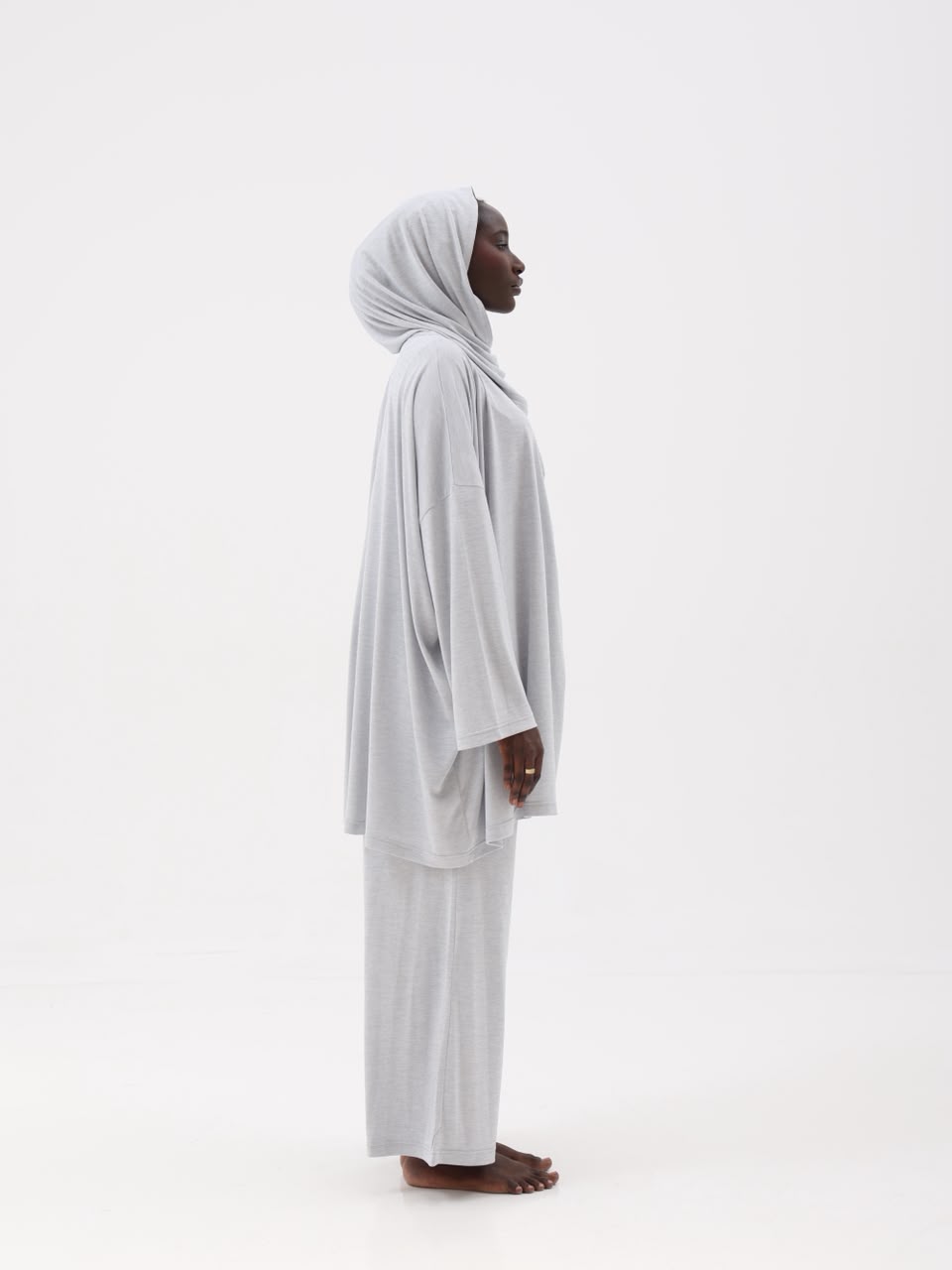 Silver grey prayer set, side profile